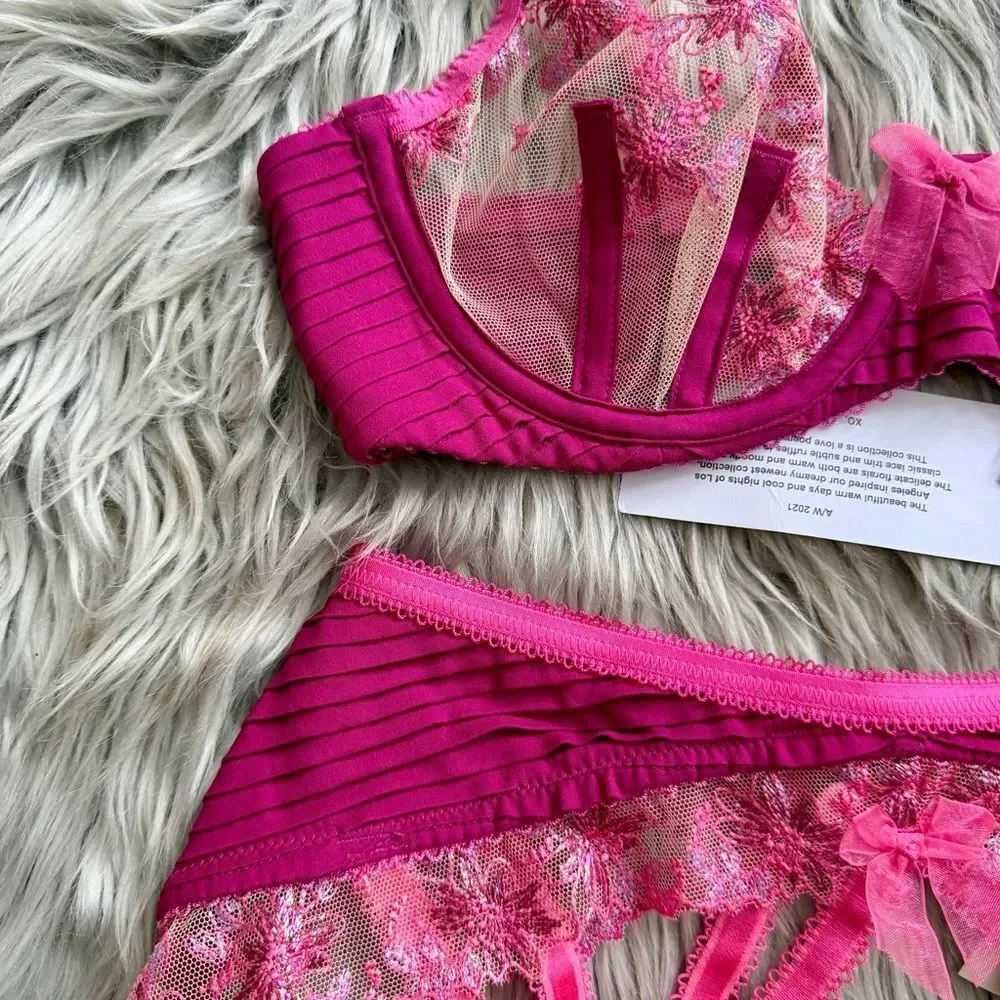 FOR LOVE & LEMONS Ophelie Bra + Matching Garter Belt Fuchsia XS NEW WITH TAGS